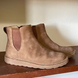 L.L. Bean Women’s Stonington Chelsea Boots